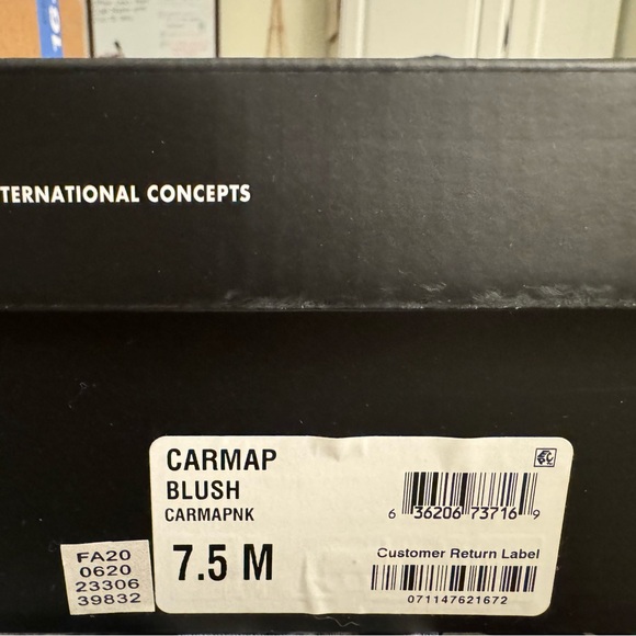 INC 7.5 Carmap Blush never used heels! - Picture 3 of 4